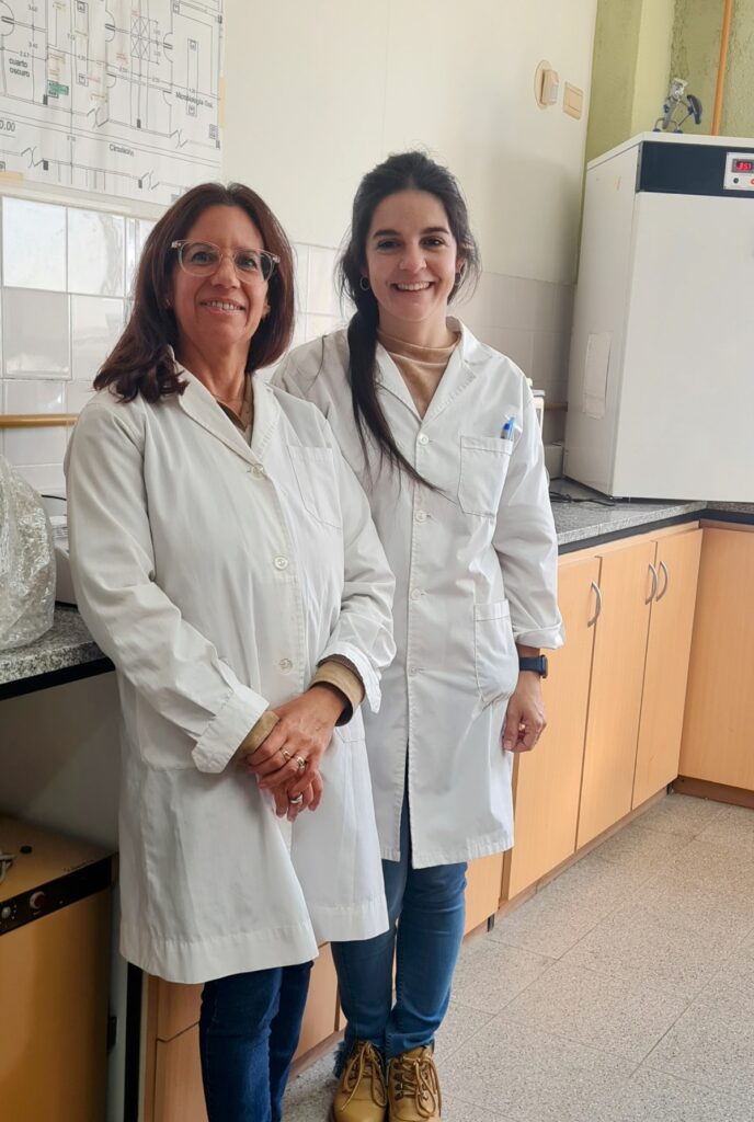 Elina Reinoso y Melina Moliva